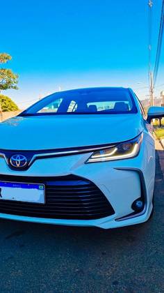 TOYOTA COROLLA 1.8 VVT-I HYBRID FLEX ALTIS PREMIUM CVT TOYOTA COROLLA 1.8 VVT-I HYBRID FLEX ALTIS PREMIUM CVT